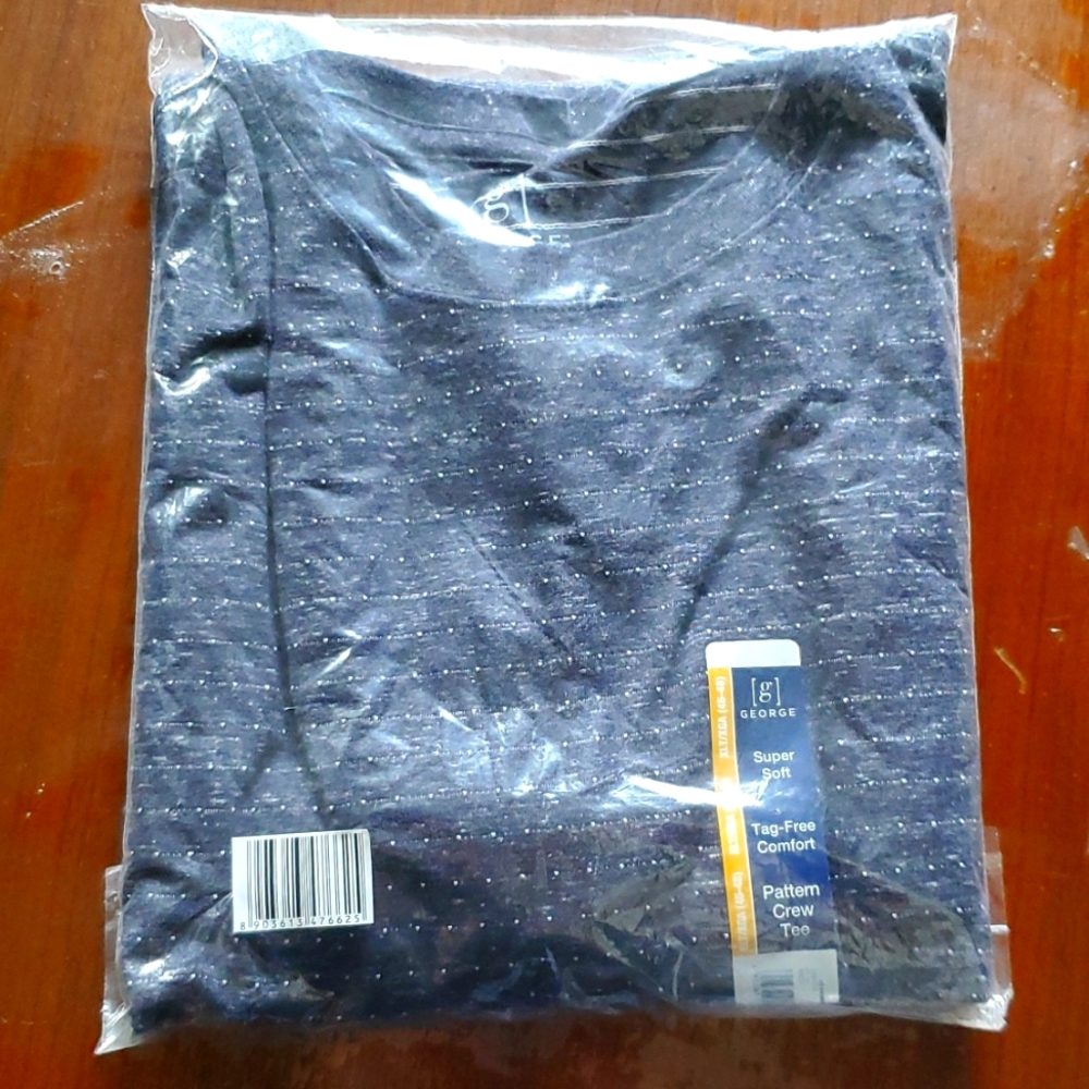 Super soft tagless XL grayish black T. NWT. A4. (Cvaluepk).
